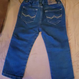 Wrangler Jeans size 2T with button adjustable elastic.